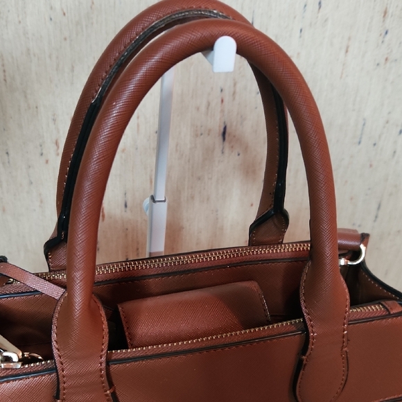 Brown Leather Handbag - Picture 5 of 8